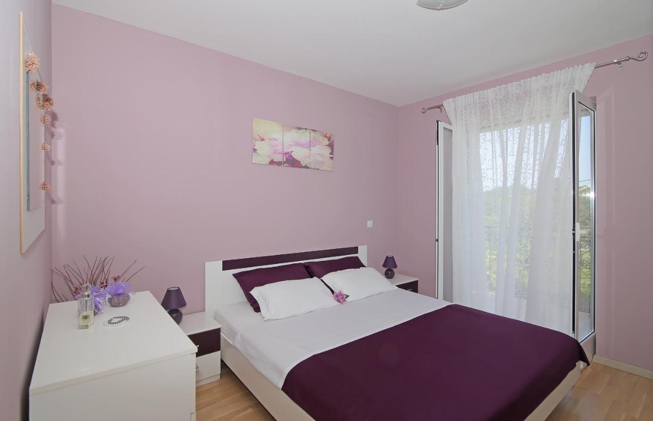 Apartment Moretic Gromaca Buitenkant foto